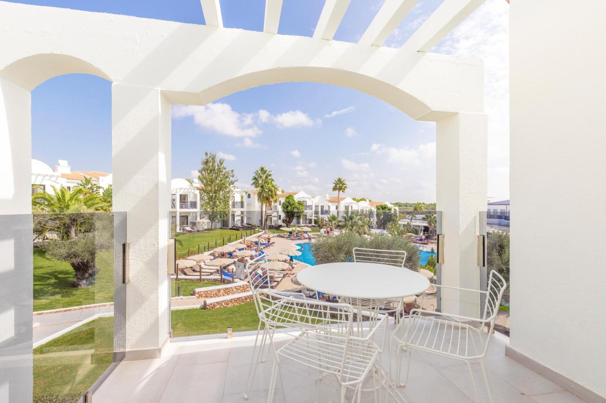 Marsenses Paradise Club Cala' en Bosch Bagian luar foto